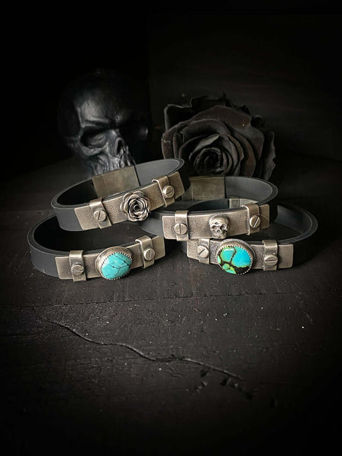 Pulsera Caucho Tornillos Skull and Roses